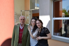 Prof. Geremia e due studentesse